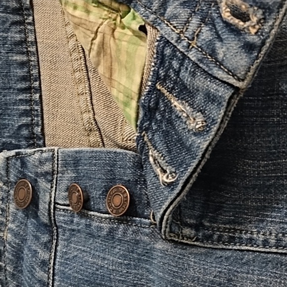 Vintage Y2K Stretch Denim Button Front Back Slit Skirt with a Touch of Bling 7/8 - Picture 3 of 10